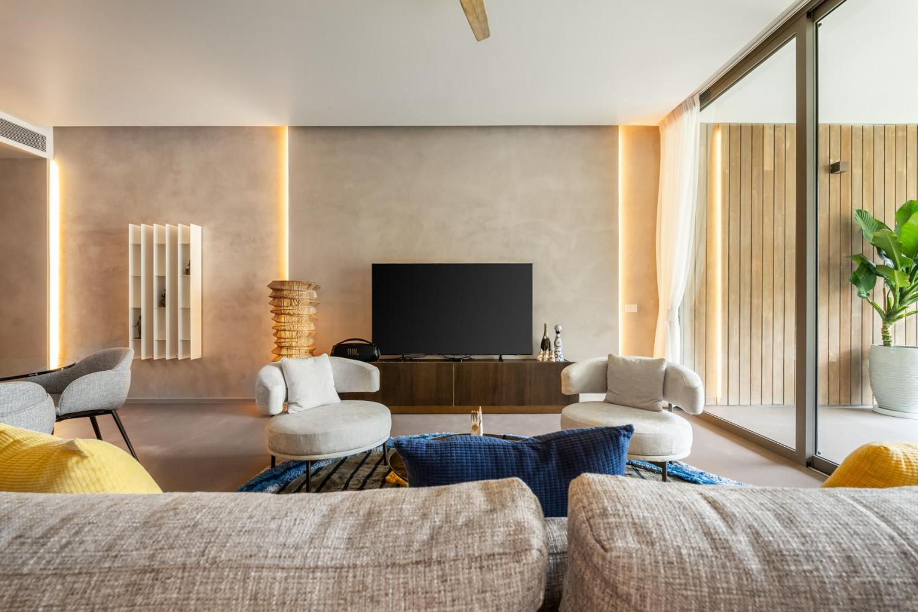 Luxury Penthouse 407sqm Beachfront And Private Pool Phuket